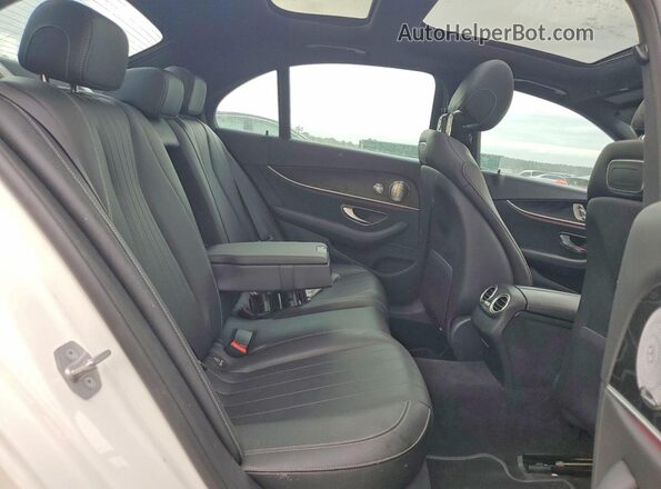 WDDZF4KB5JA344534 2018 MERCEDES-BENZ E White Вид задньої частини салону