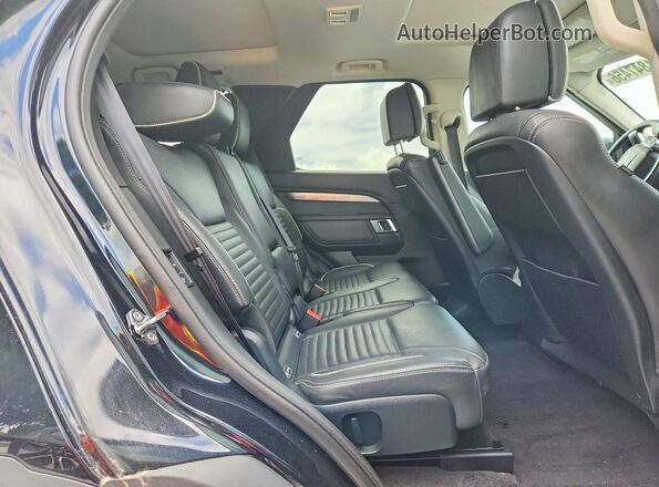 SALRTBBVXHA017437 2017 LAND ROVER DISCOVERY Black ძრავის განყოფილების ხედი