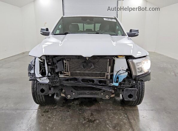 1C6RREBG0RN140271 2024 RAM 1500 White Vista trasera