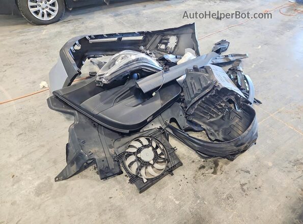 JF2SKAGC8LH467182 2020 SUBARU FORESTER Silver Панорамний вид салону 360°