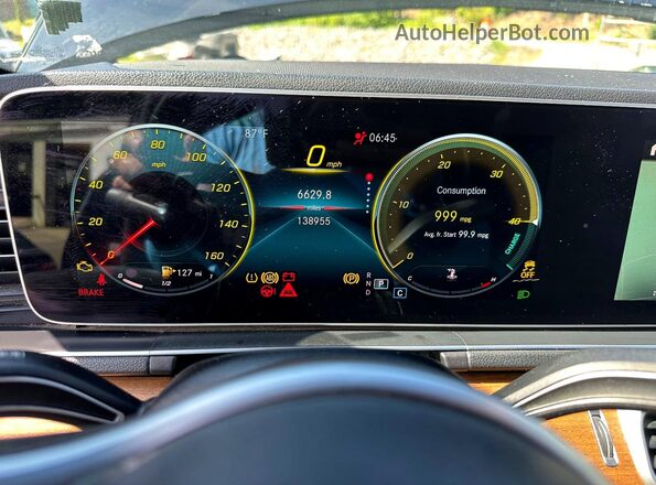 4JGFB4KB8MA440067 2021 MERCEDES-BENZ GLE Черный Вид салона спереди