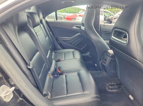 WDDSJ4GB4GN303225 2016 MERCEDES-BENZ CLA-CLASS Black Սալոնի հետևի տեսք