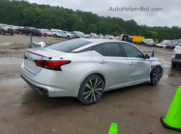 1N4BL4CV4LC262871 2020 NISSAN ALTIMA Серебряный Передняя правая четверть