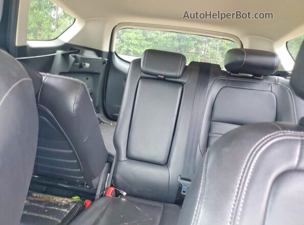 1FMCU9JD2HUA86564 2017 FORD ESCAPE Gray Rear interior view
