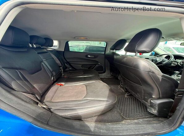 3C4NJDBB1JT399482 2018 JEEP COMPASS Blue Սալոնի դիմացի տեսք