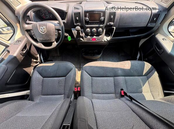 3C6TRVDG6KE546519 2019 RAM PROMASTER Белый Вид щитка приборов