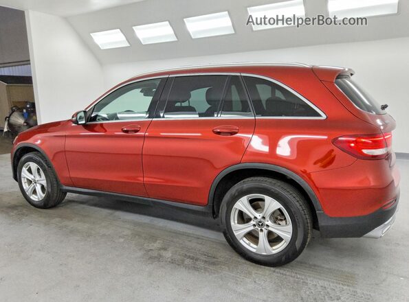WDC0G4JBXJV097838 2018 MERCEDES-BENZ GLC-CLASS Красный Задняя правая четверть