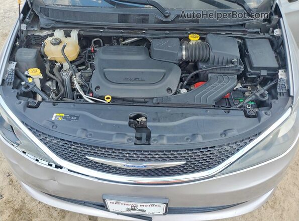 2C4RC1DG7LR182365 2020 CHRYSLER VOYAGER Silver Vista de la etiqueta del VIN