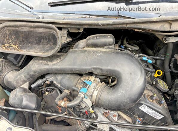 1FTYE2CM6JKA92817 2018 FORD TRANSIT Белый Вид салона спереди