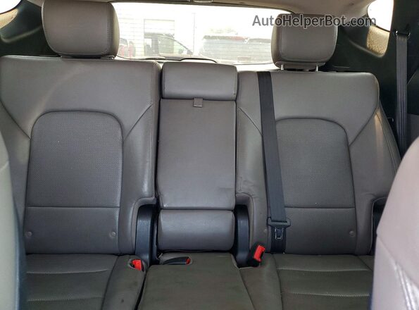 5NMZU3LB6HH015219 2017 HYUNDAI SANTA White Սալոնի հետևի տեսք