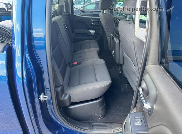 2GCVKREC4J1111440 2018 CHEVROLET SILVERADO Синий Вид салона спереди