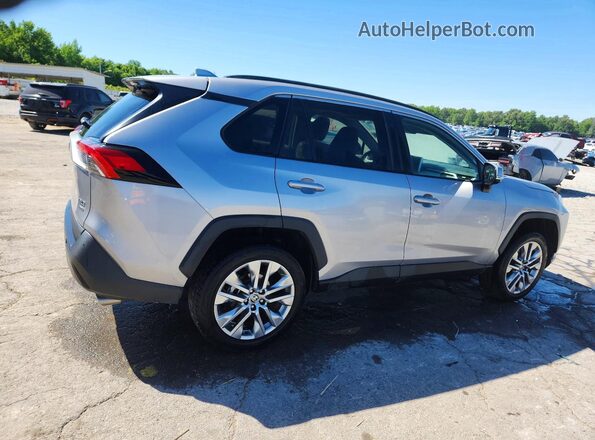 2T3A1RFV1PC357249 2023 TOYOTA RAV4 Silver Front right
