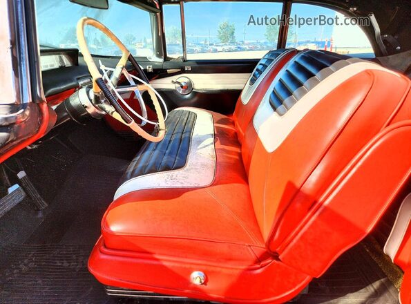 57WA34811XL 1957 LINCOLN PREMIERE Black წინა სალონის ხედი