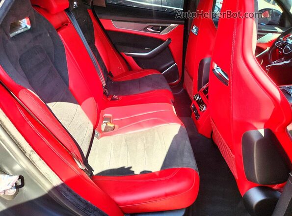 SADCZ2EE1MA668641 2021 JAGUAR F-PACE Black Engine compartment view