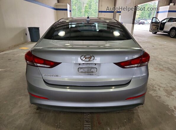 5NPD84LF0HH018644 2017 HYUNDAI ELANTRA Silver Вид салону спереду