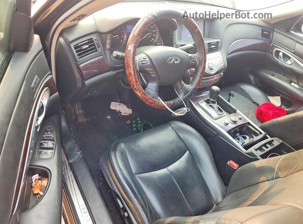 JN1BY1AP6JM180374 2018 INFINITI Q70 Brown Սարքավորումների վահանակի տեսք