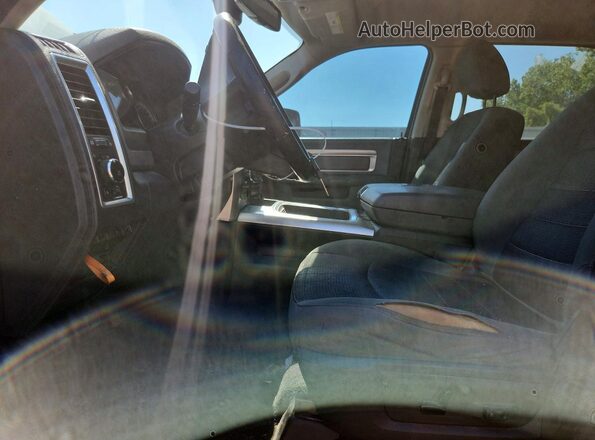 1C6RR7LTXJS236731 2018 RAM 1500 Black Vista del salpicadero