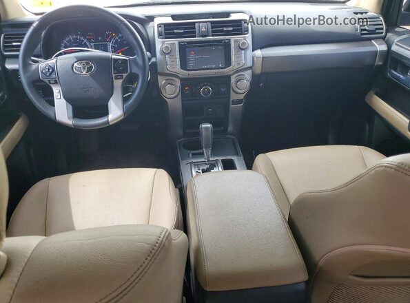 JTEZU5JR3K5200426 2019 TOYOTA 4RUNNER White Սարքավորումների վահանակի տեսք