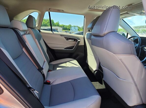 2T3A1RFV1PC357249 2023 TOYOTA RAV4 Silver Engine compartment view