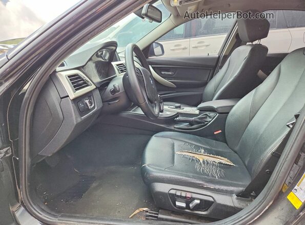 WBA8E1G58HNU13050 2017 BMW 3 SERIES Black Widok deski rozdzielczej