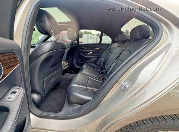 55SWF8EB5KU305546 2019 MERCEDES-BENZ C-CLASS Gold Vista interior de 360 grados