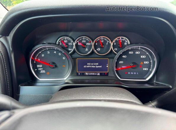 3GCUYDET9LG186867 2020 CHEVROLET SILVERADO Черный Вид панели приборов