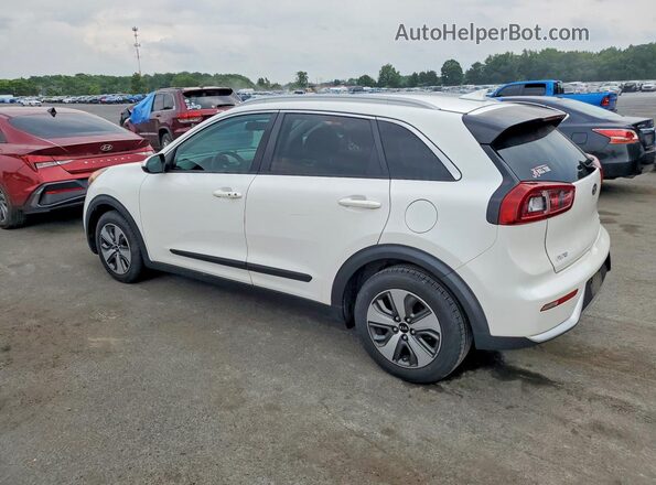 KNDCB3LC8J5119384 2018 KIA NIRO Белый Задняя правая четверть