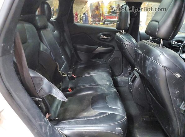 1C4PJLLB9LD517191 2020 JEEP CHEROKEE White ძრავის განყოფილების ხედი