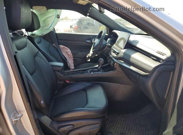 3C4NJDBN7TT201145 2026 JEEP COMPASS Серебряный Вид панели приборов
