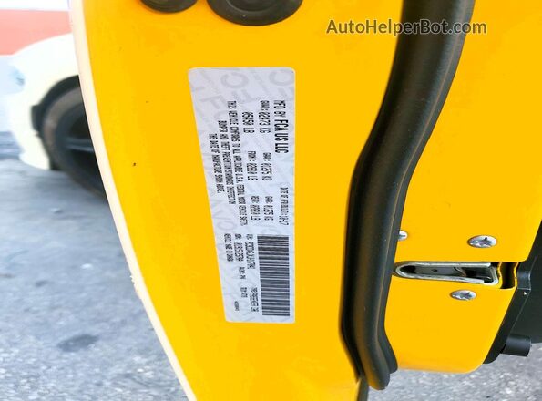 2C3CDXGJXJH167041 2018 DODGE CHARGER Yellow VIN sticker view