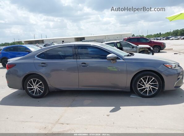58ABK1GG0GU025550 2016 LEXUS ES 350 Gray Rear interior view