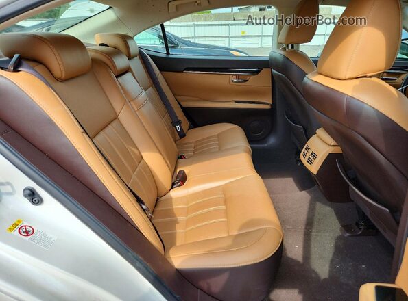 58ABK1GG0JU110170 2018 LEXUS ES Белый Вид задних сидений