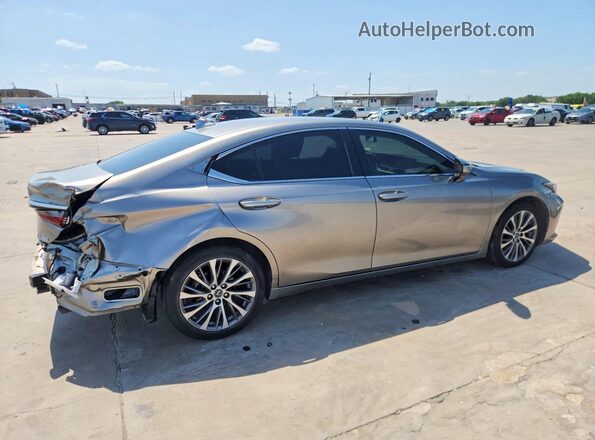 58ABZ1B15KU019167 2019 LEXUS ES Серебряный Задняя правая четверть