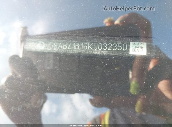 58ABZ1B16KU032350 2019 LEXUS ES 350 Red Widok komory silnika