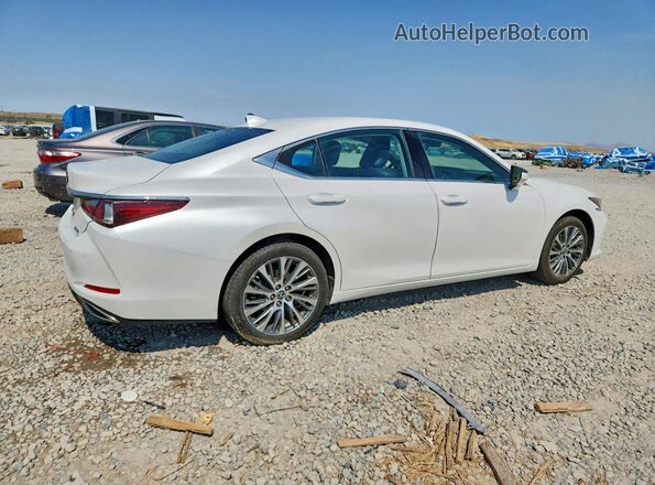 58ABZ1B16KU050797 2019 LEXUS ES White Задня права чверть