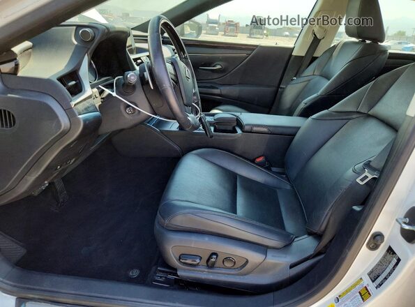 58ABZ1B16KU050797 2019 LEXUS ES White Вид салону спереду