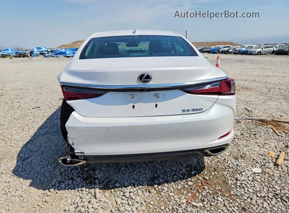 58ABZ1B16KU050797 2019 LEXUS ES White Вид ззаду