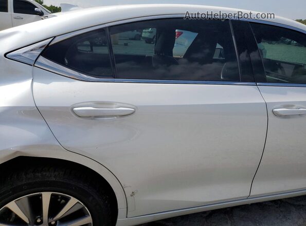 58ABZ1B17KU048976 2019 LEXUS ES White უკანა სავარძლების ხედი