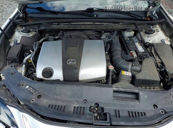 58ABZ1B19KU023304 2019 LEXUS ES White Widok wnętrza z tyłu