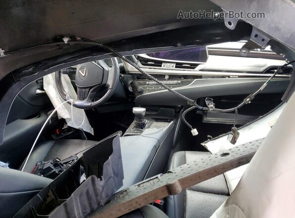 58ABZ1B19KU023304 2019 LEXUS ES White Widok deski rozdzielczej