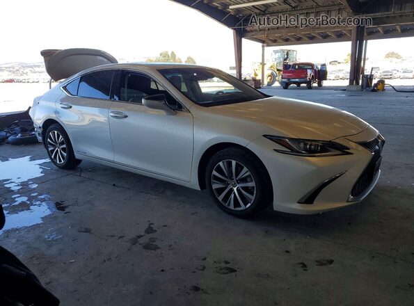 58ACA1C13MU007368 2021 LEXUS ES Белый Передняя правая четверть