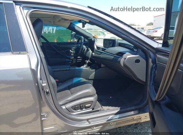 58AD11D11MU006089 2021 LEXUS ES 250 Gray Widok wnętrza z przodu