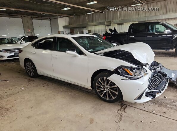 58AD11D1XMU004969 2021 LEXUS ES White 