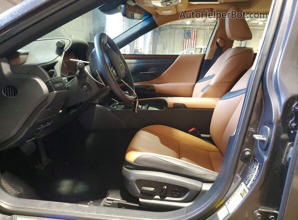 58ADA1C12RU054242 2024 LEXUS ES Gray Vista interior delantera