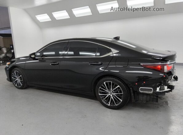 58ADA1C14SU061330 2025 LEXUS ES Черный 
