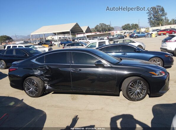58ADA1C14SU066981 2025 LEXUS ES 300H Black Вид задньої частини салону