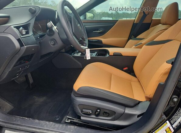 58ADA1C14SU073087 2025 LEXUS ES Black Widok wnętrza z przodu