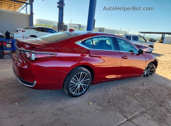 58ADA1C16RU042899 2024 LEXUS ES Red Задня права чверть