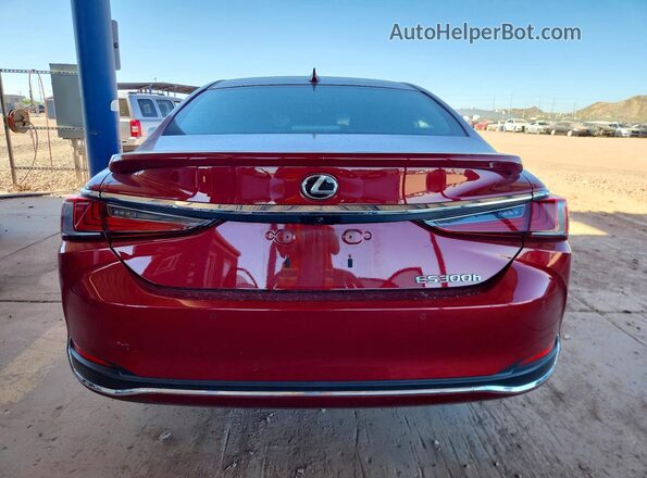 58ADA1C16RU042899 2024 LEXUS ES Red Вид ззаду