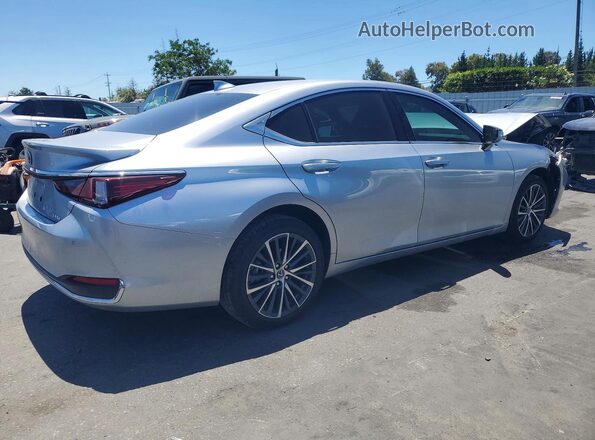 58ADA1C16SU063676 2025 LEXUS ES Silver Tył prawy